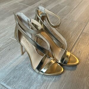 Vince Canute gold high heals